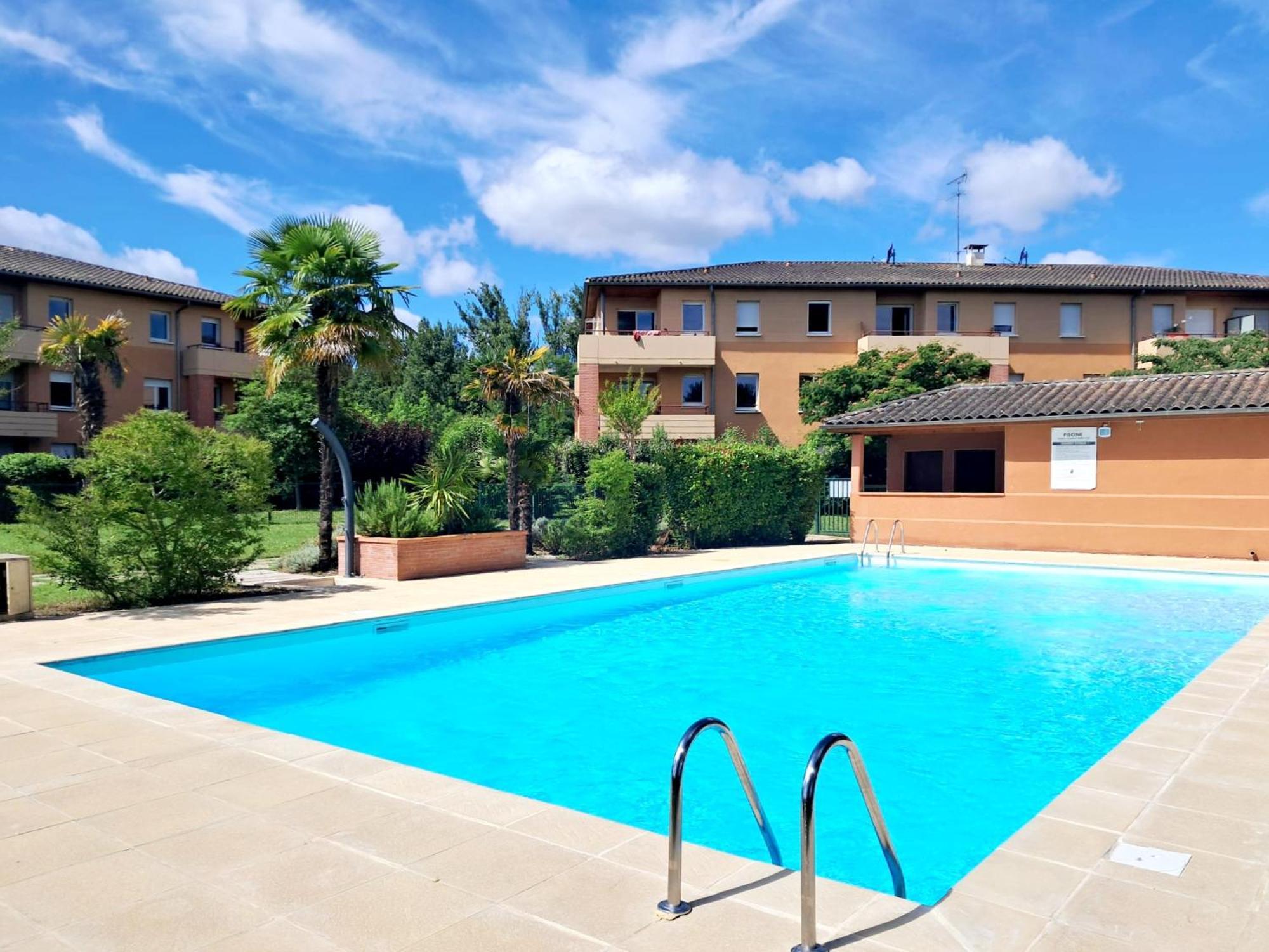 شقة Le Montauriol - Logement Avec Terrasse - Piscine -Tennis - Place De Parking Privee مونْتوبا المظهر الخارجي الصورة